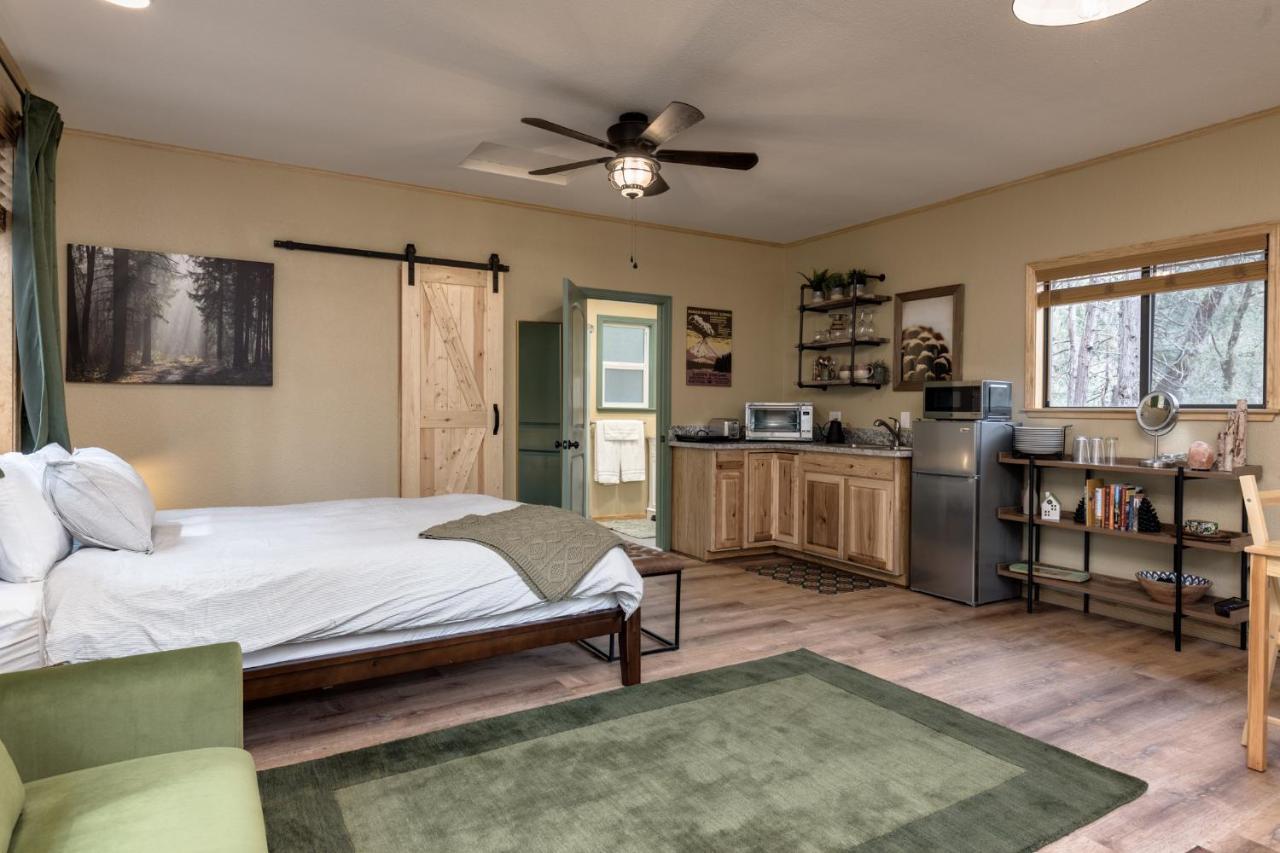 Little House In The Big Woods Hotel Forest Ranch Luaran gambar